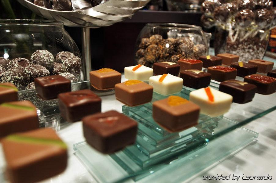 Saint Kate - The Arts Hotel Milwaukee Restaurant bilde